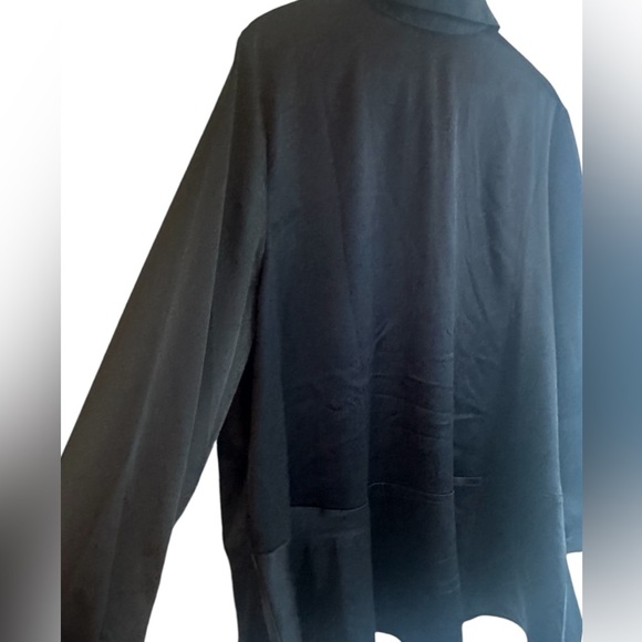 Marca: Isaacmizrahilive, blusa plus, color negro, talla26W - Picture 4 of 12